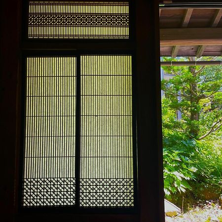 宿屋白金家: Traditional Ryokan Experience Nagano Exterior photo