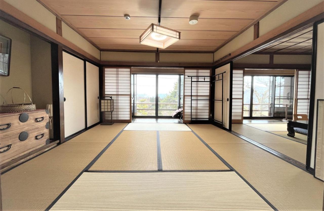 宿屋白金家: Traditional Ryokan Experience Nagano Exterior photo