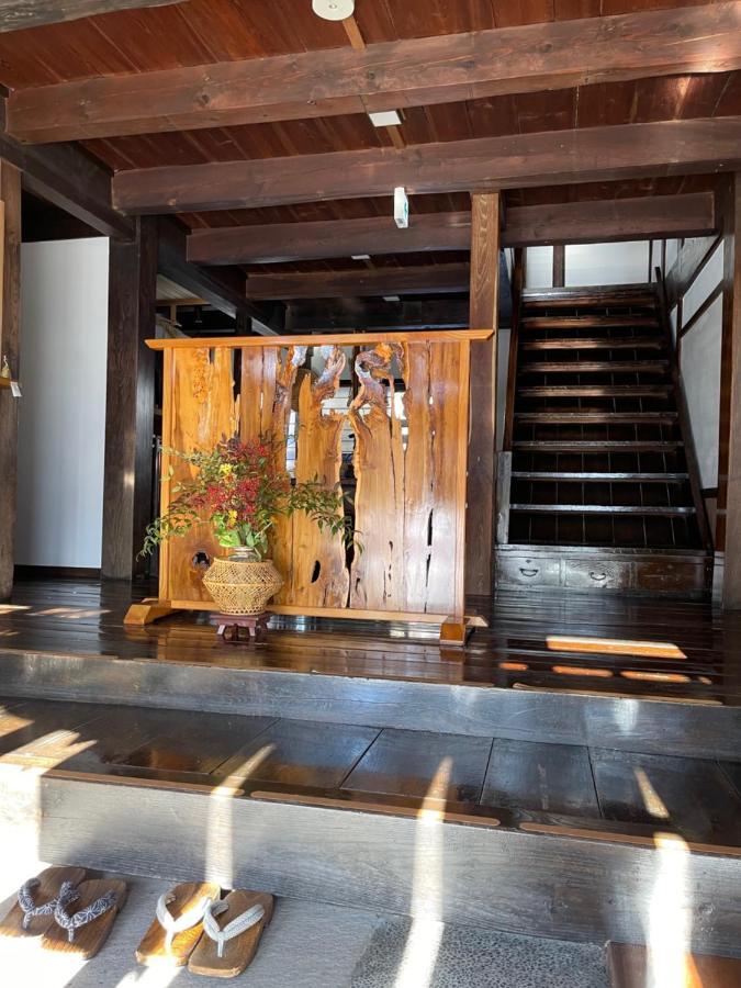 宿屋白金家: Traditional Ryokan Experience Nagano Exterior photo