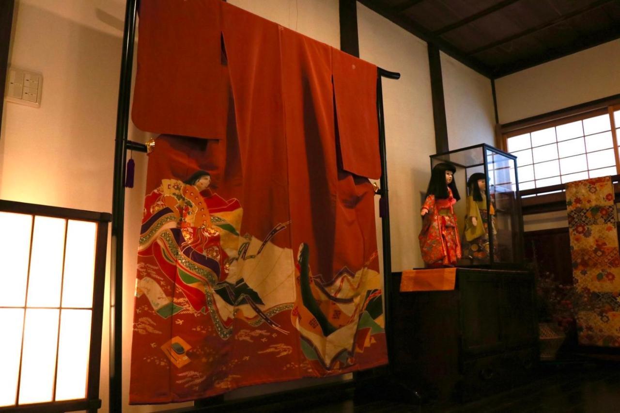 宿屋白金家: Traditional Ryokan Experience Nagano Exterior photo
