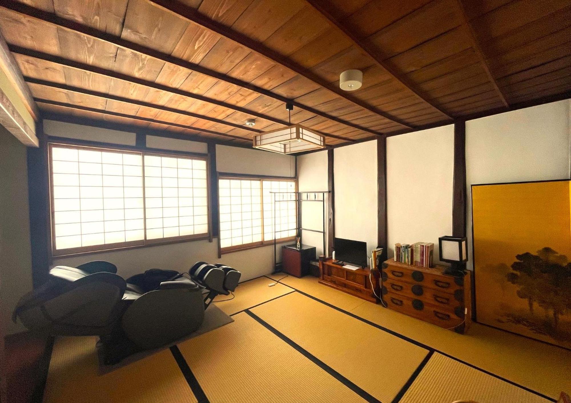宿屋白金家: Traditional Ryokan Experience Nagano Exterior photo