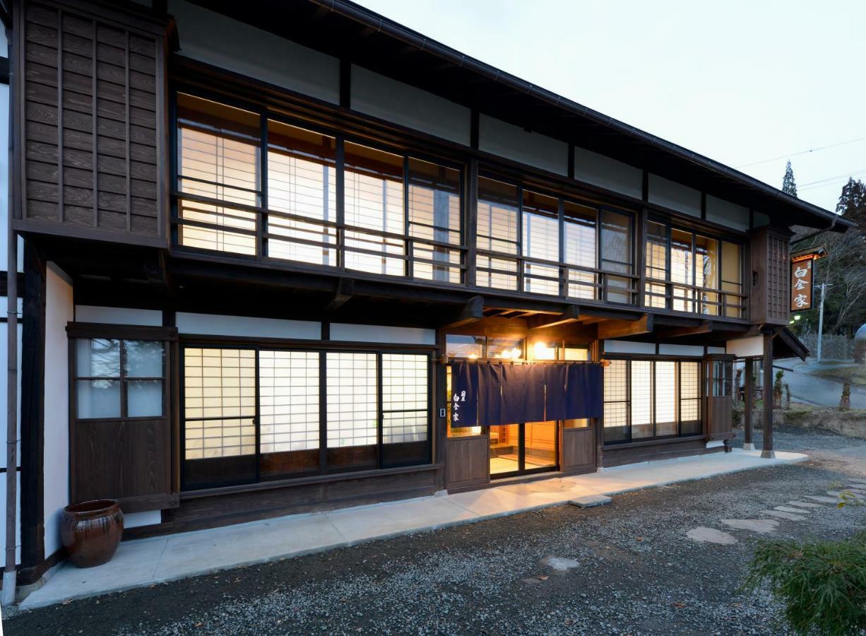 宿屋白金家: Traditional Ryokan Experience Nagano Exterior photo